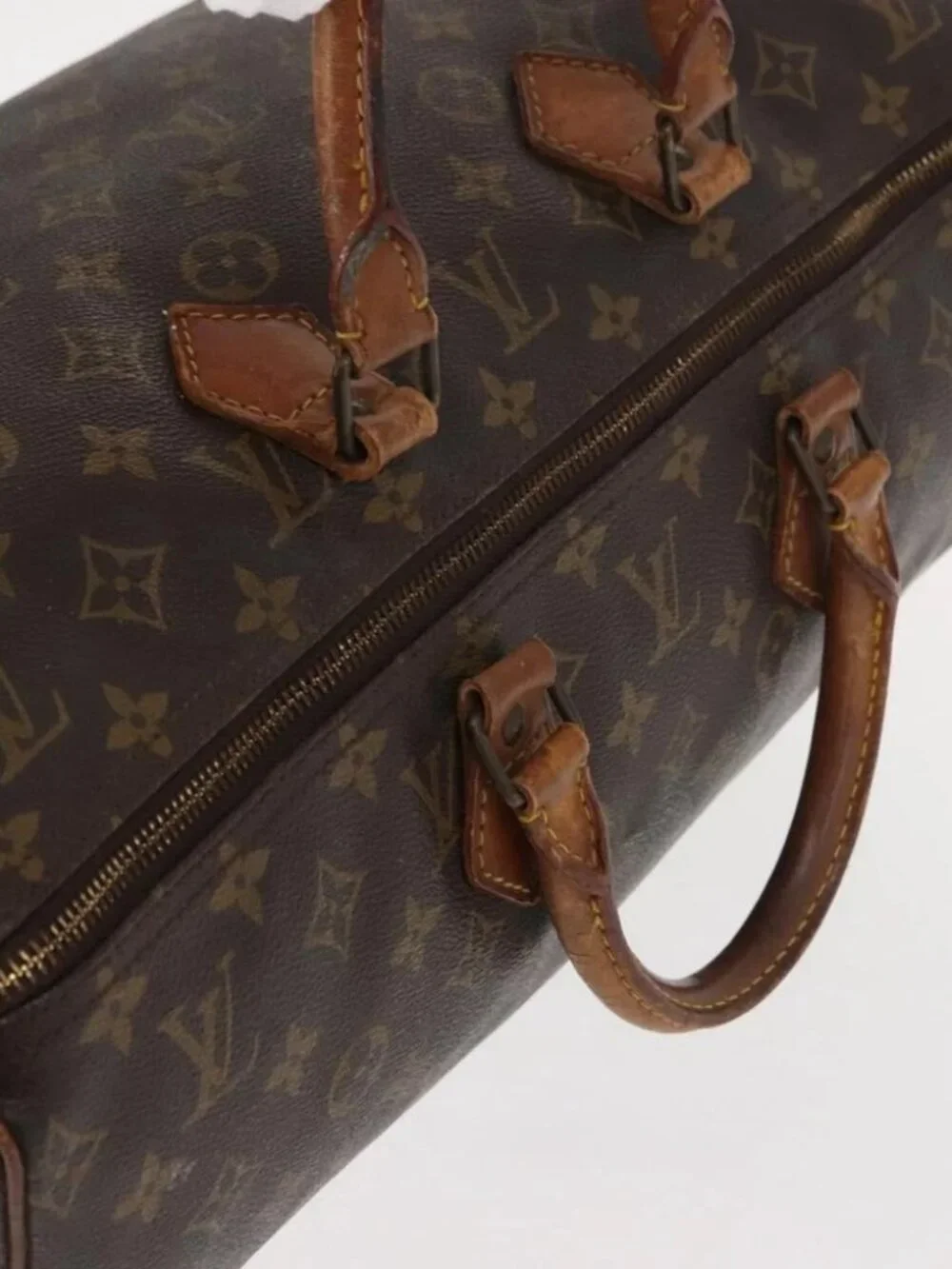 LOUIS VUITTON Monogram Speedy 40 Hand Bag - Picture 7 of 16